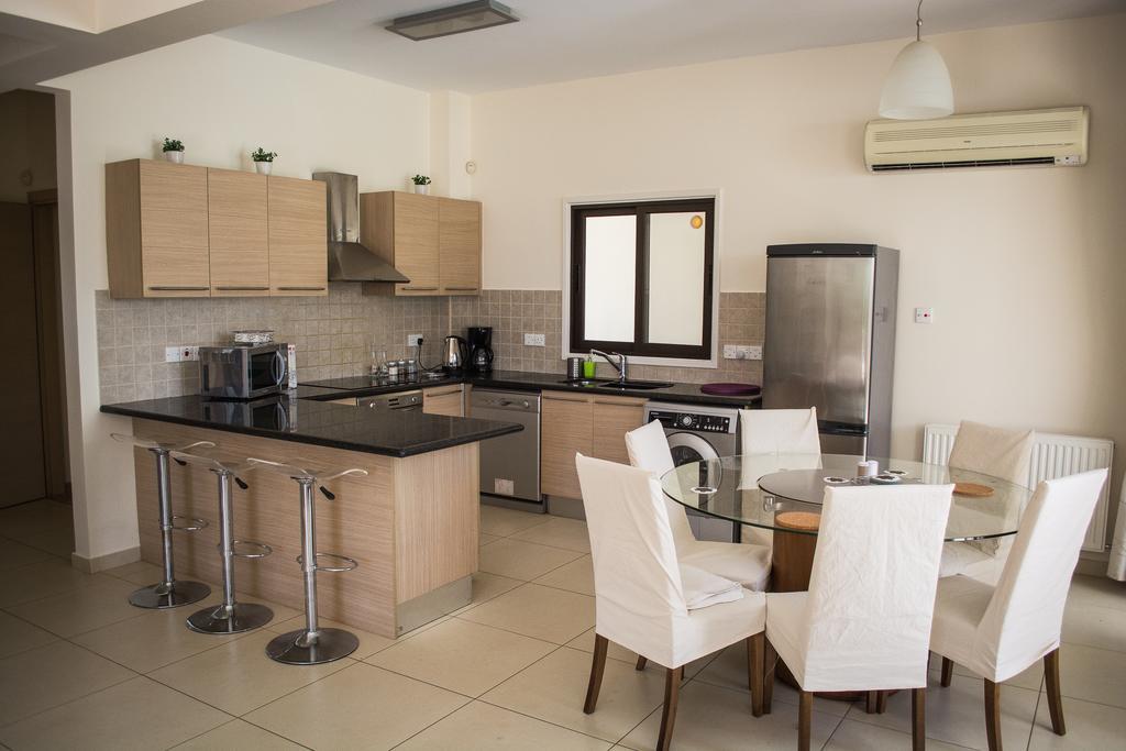 Villa Hera Agios Theodoros Room photo