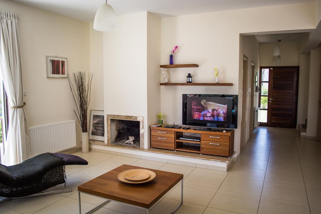 Villa Hera Agios Theodoros Room photo